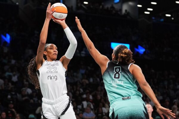 A’ja Wilson exits Aces’ loss to Liberty with wrist injury