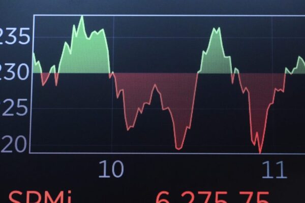 Markets sputter after Trump pushes tariff deadline