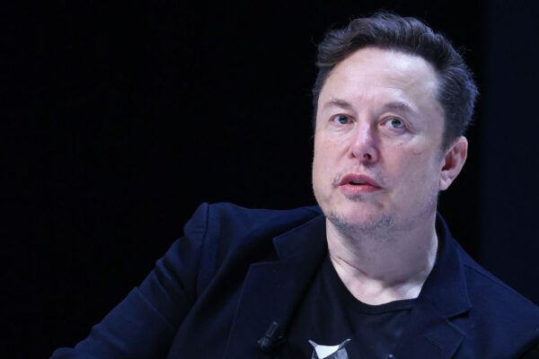 Tesla signs $16.5B deal with Samsung to make AI chips