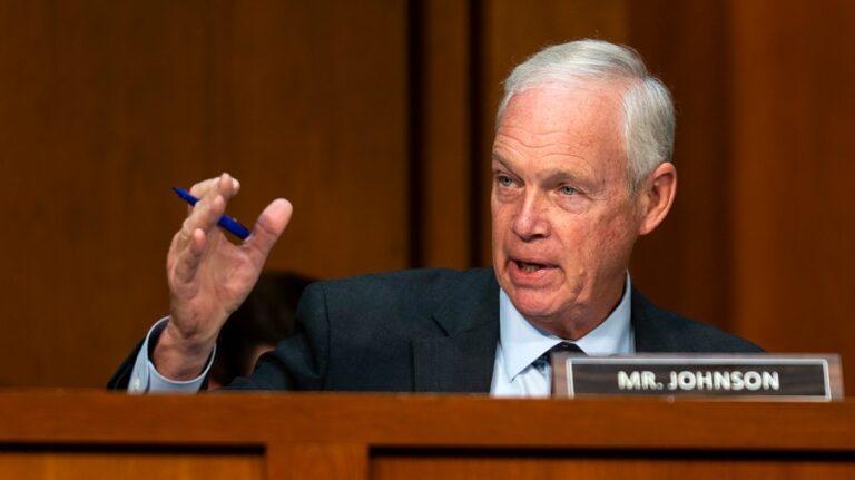Senate Republican says there’s 'no end in sight' for partial shutdown