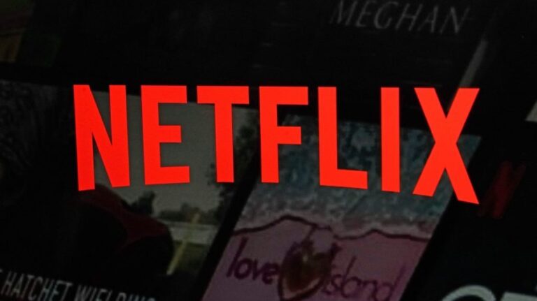 Netflix acquiring Warner Bros. studio, streaming business for $72B