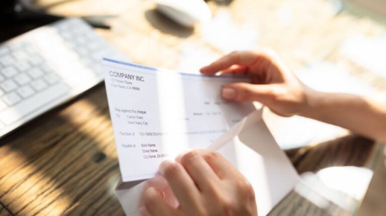 Are you getting an 'extra' paycheck in January? How to tell