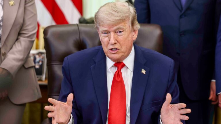 Trump says Iran deal to be signed Sunday, Hormuz strait to open after
